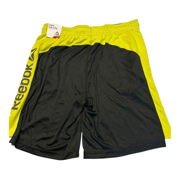 Reebok Men's Training Shorts Active Knit Pockets Slim 9” Inseam Size L Black New - Picture 1 of 7
